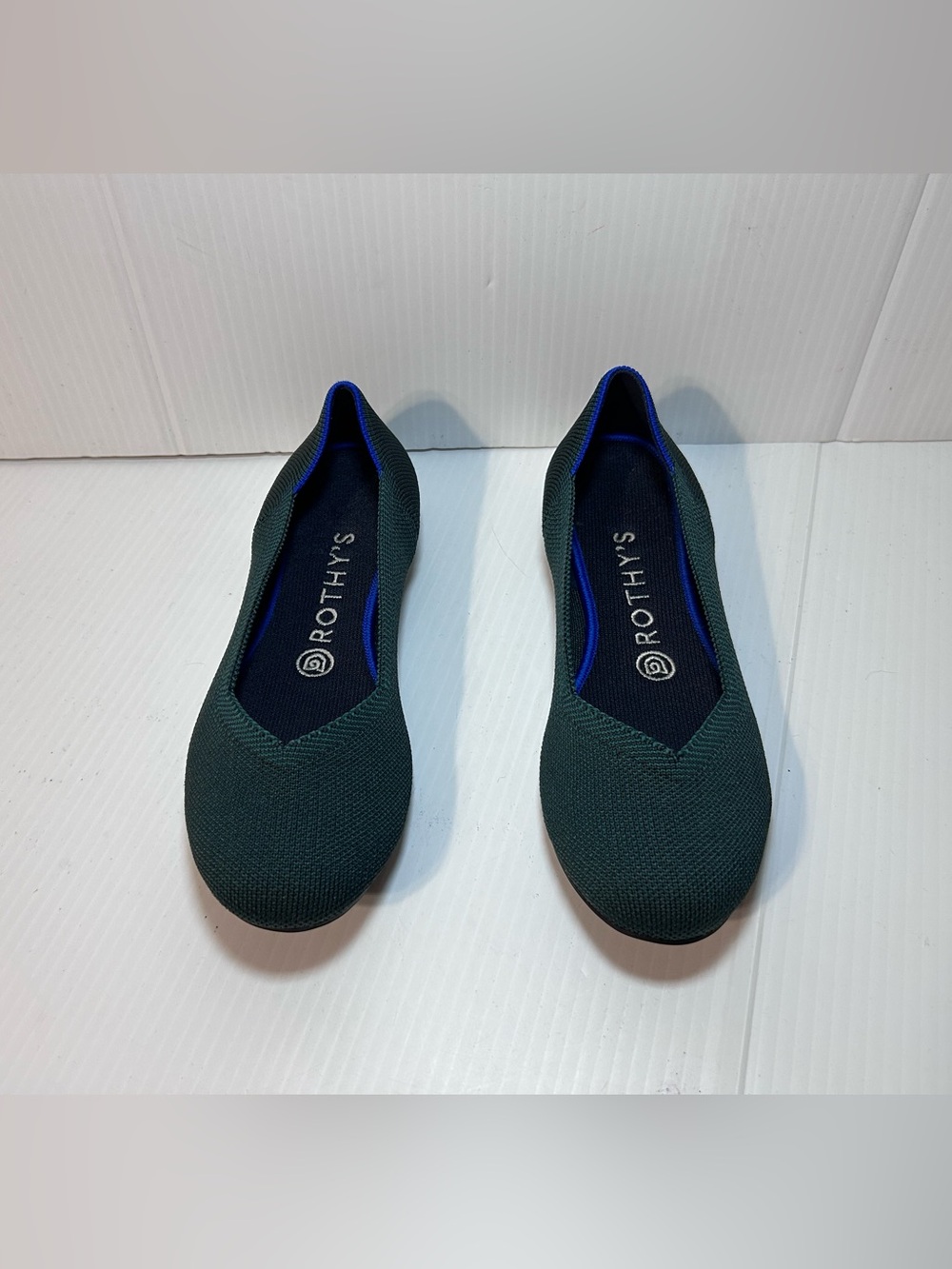 Rothy’s hunter green slip on flats shoe women size 7.5